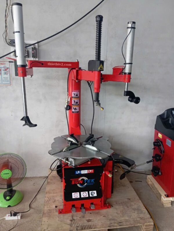 Máy Tháo Lốp Xe Du Lịch Suntek LP 930 + CP1 + CP2