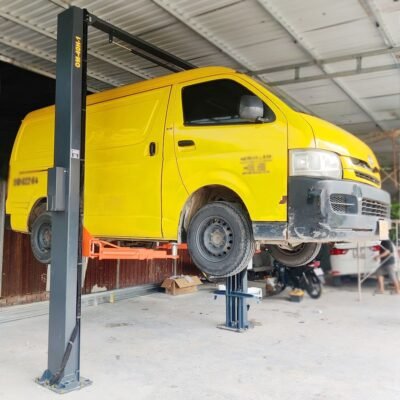 caunang2truomeganangxetaithucte thietbiv2com Cầu nâng 2 trụ Omega lắp đặt thực tế tại gara