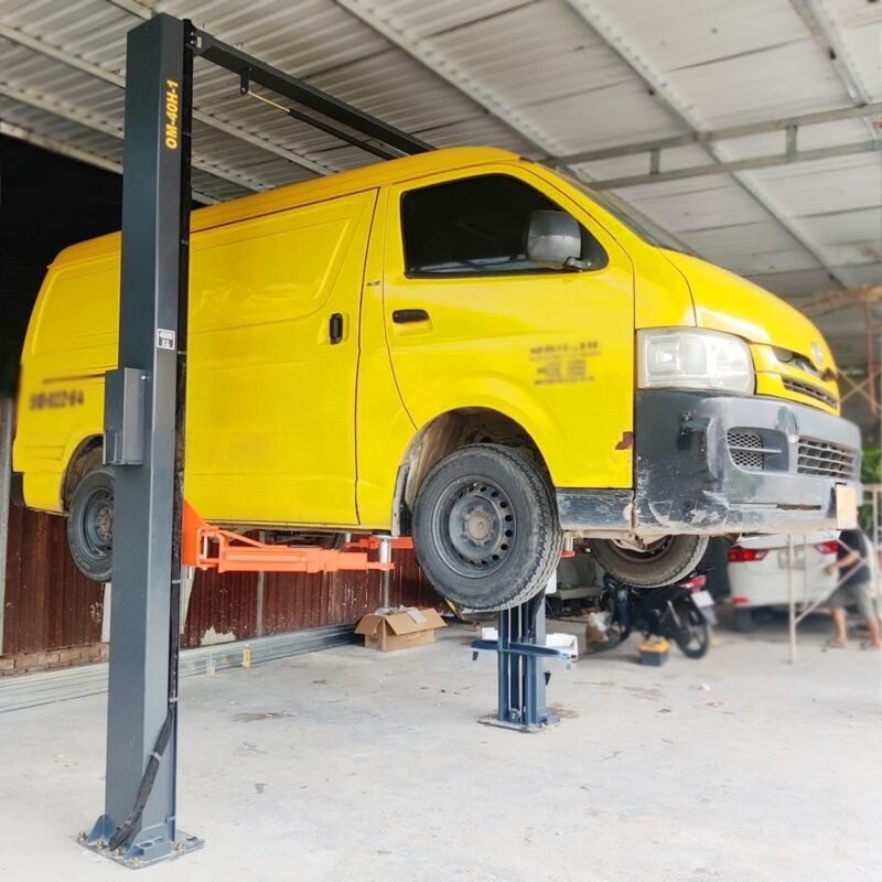 caunang2truomeganangxetaithucte thietbiv2com Cầu nâng 2 trụ Omega lắp đặt thực tế tại gara